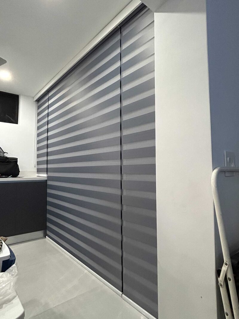 Blinds Cloth Fold Office